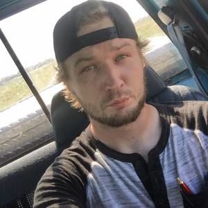 Meet your Posher, Brady